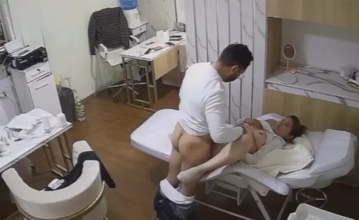 Indian Doctor With Asstsant Affair Sex Hard IPCAM HD Video